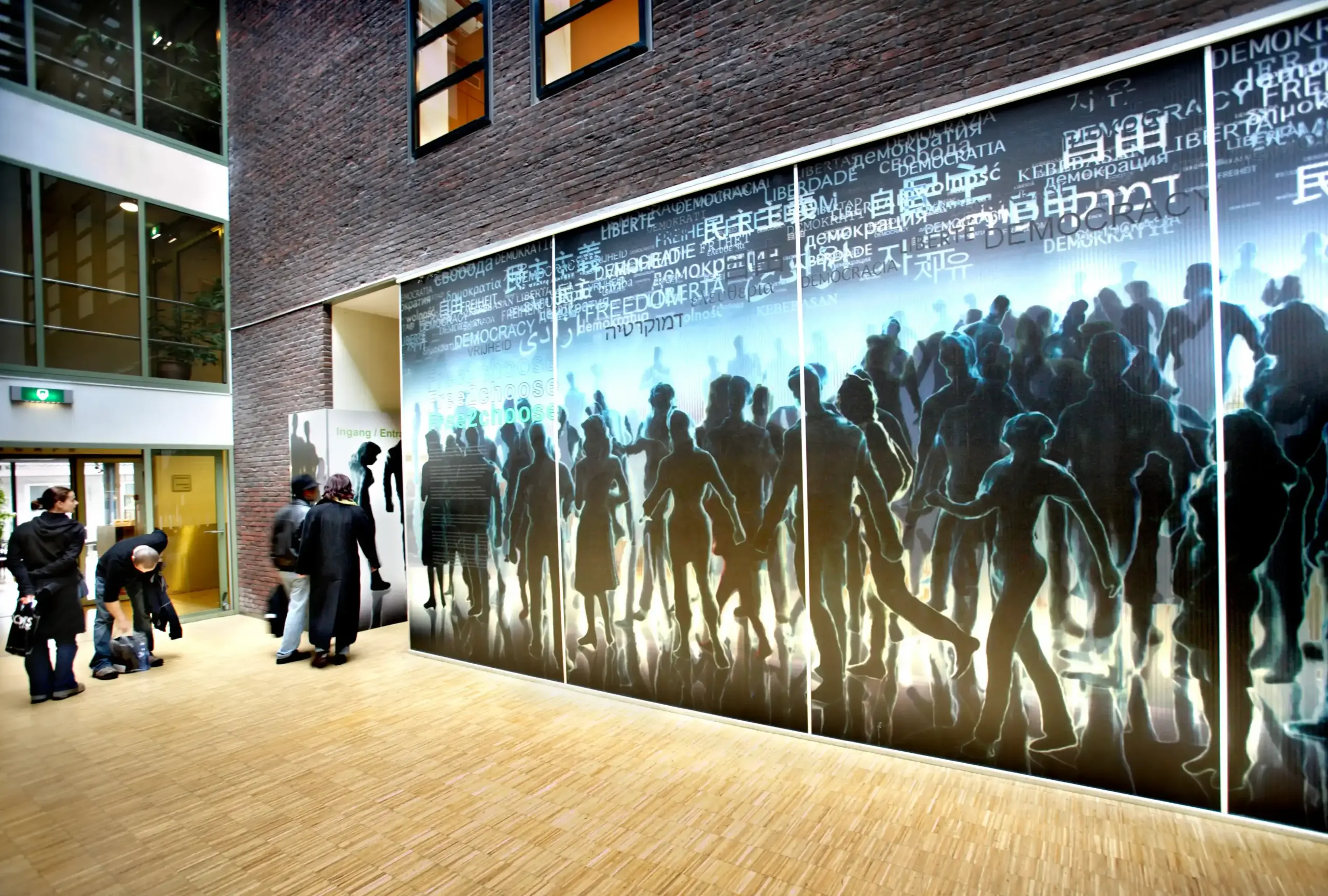 Ingang debatsinstallatie. 